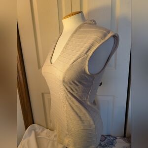 nude bandage ribbed V-Neck | heavyweight bodycon top